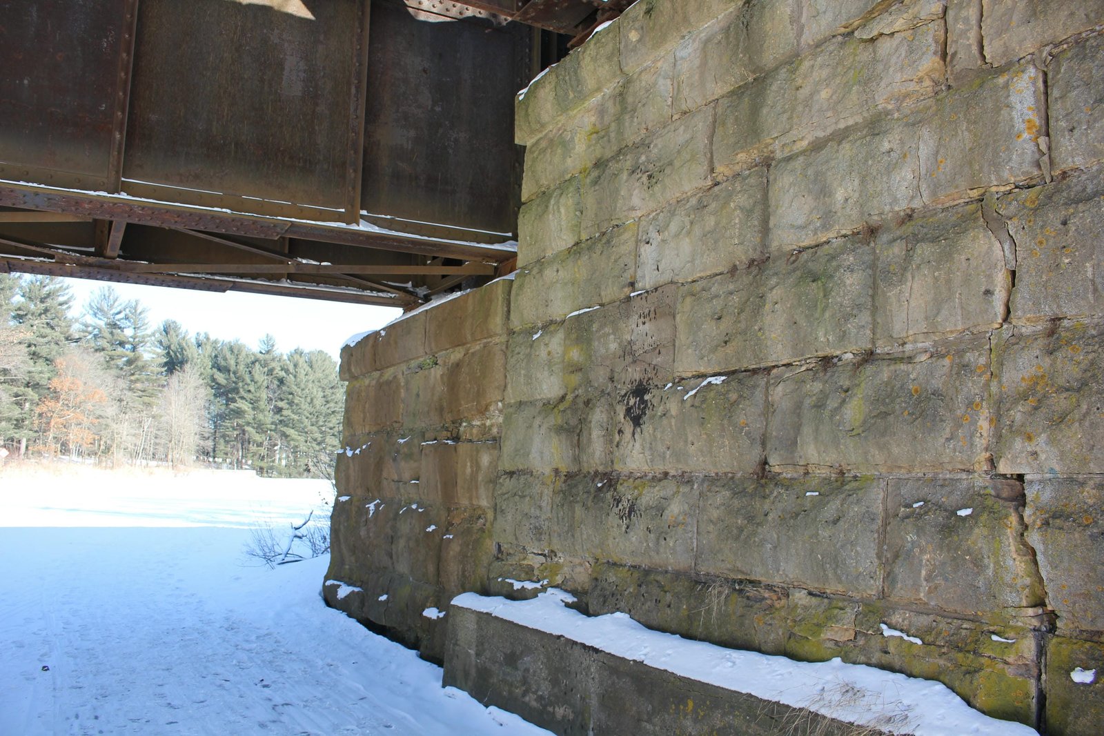 Difference in stone, west abutment